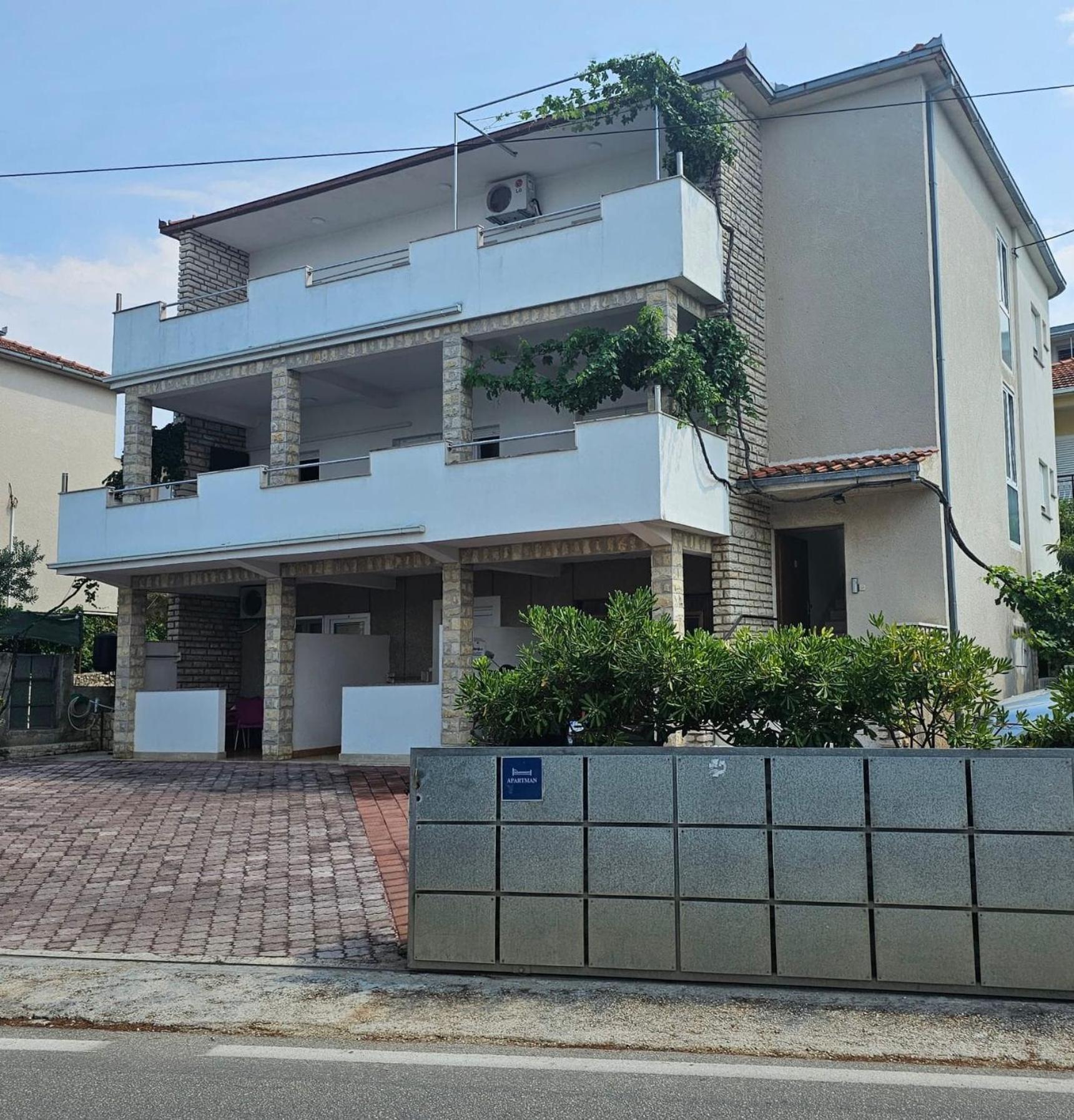Apartment Nikica Τρογκίρ Εξωτερικό φωτογραφία