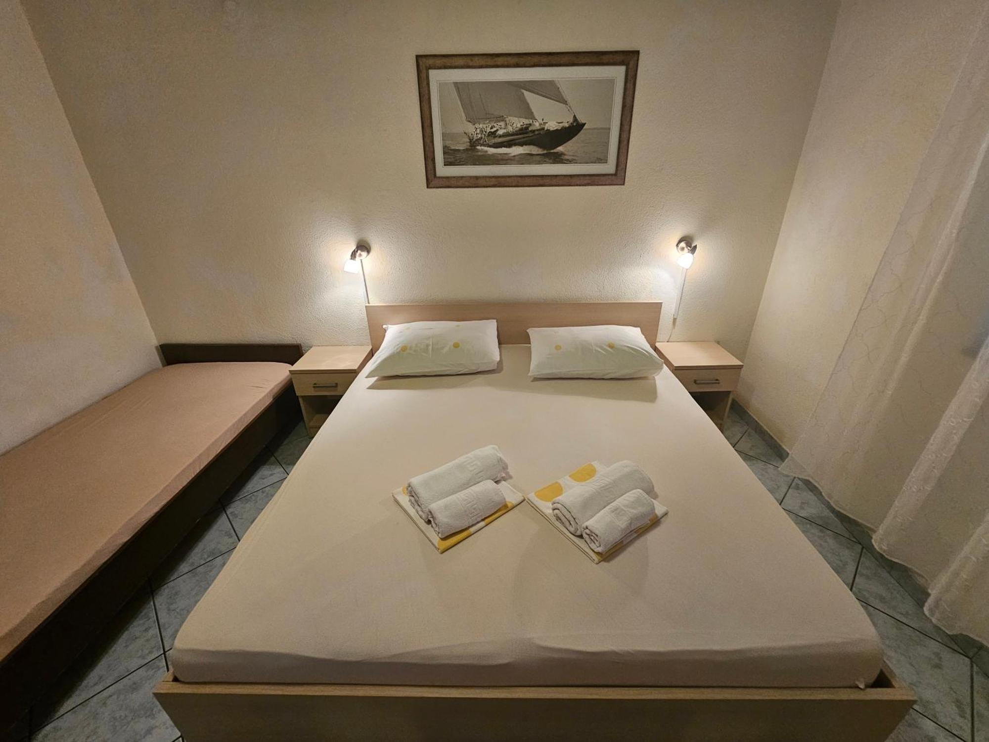Apartment Nikica Τρογκίρ Εξωτερικό φωτογραφία
