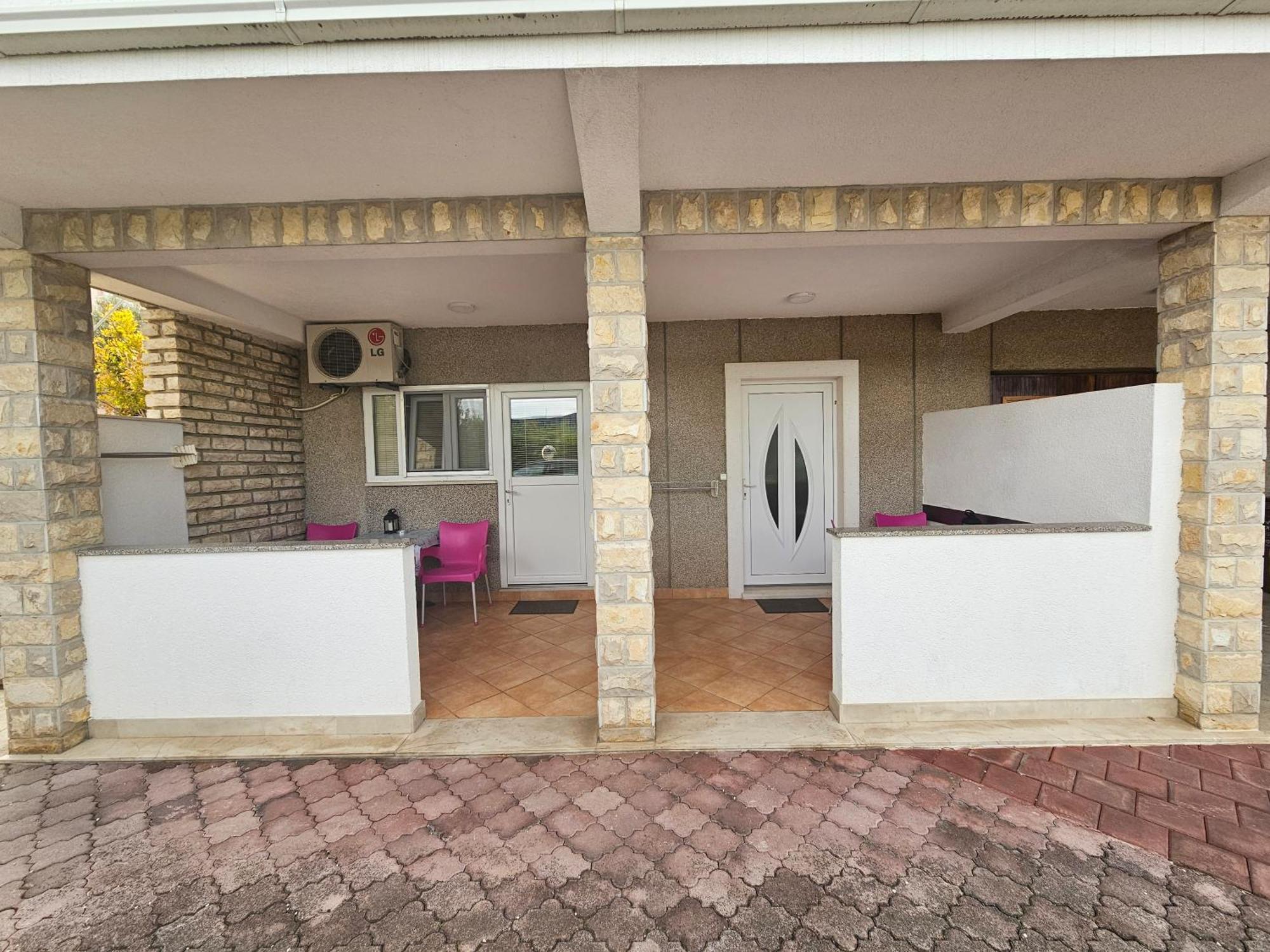 Apartment Nikica Τρογκίρ Εξωτερικό φωτογραφία